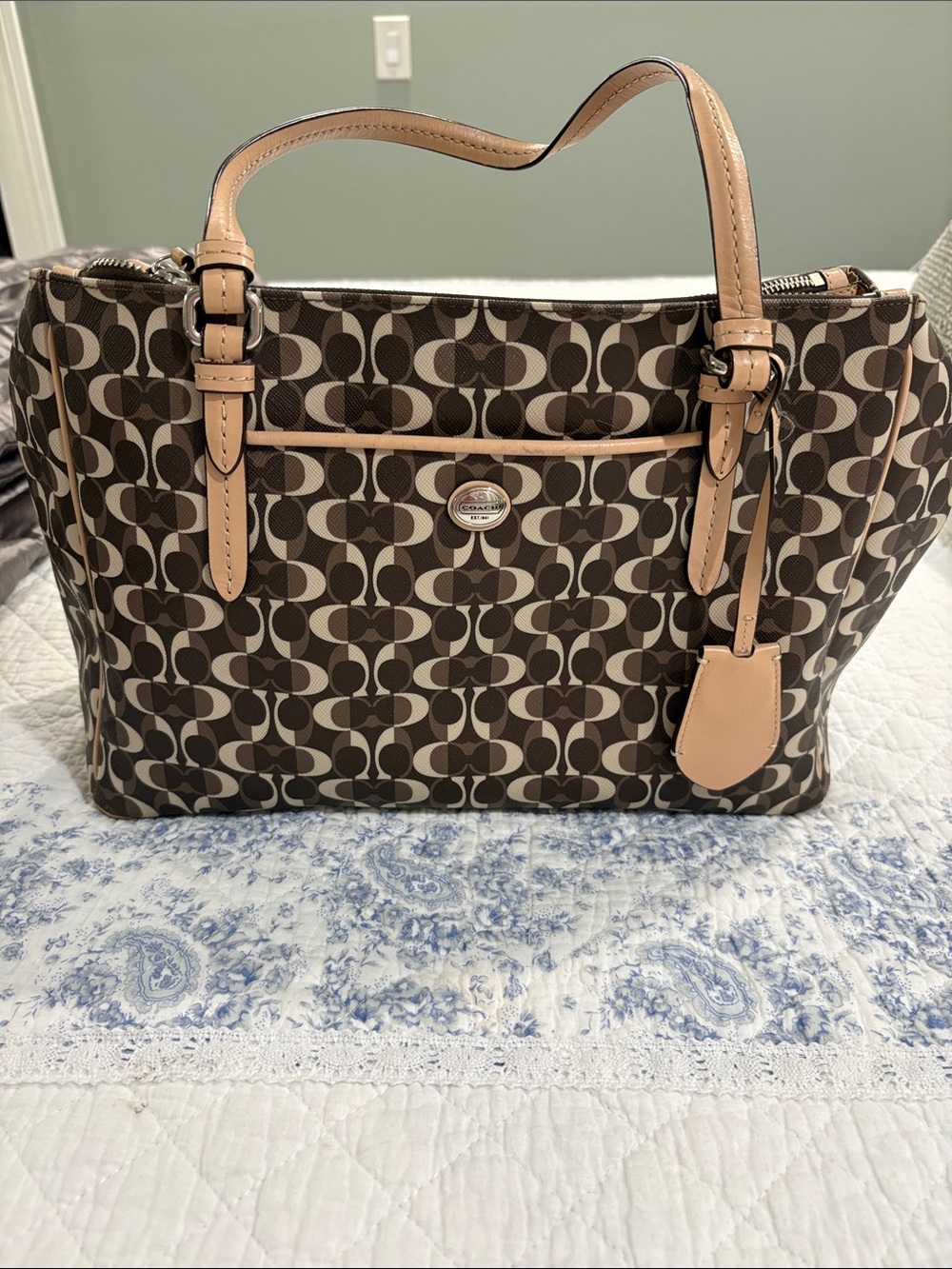 Coach Signature Stripe Tote F25771 Brown Tan Shoulder Bag Excellent Condition